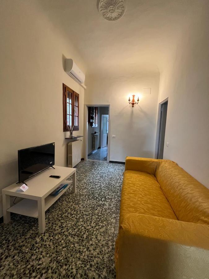 Apartment Dalla Mirella Firenze Eksteriør bilde